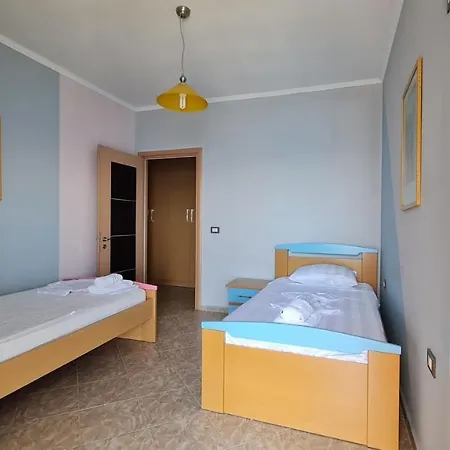 Skyline Sea View Apartament Saranda